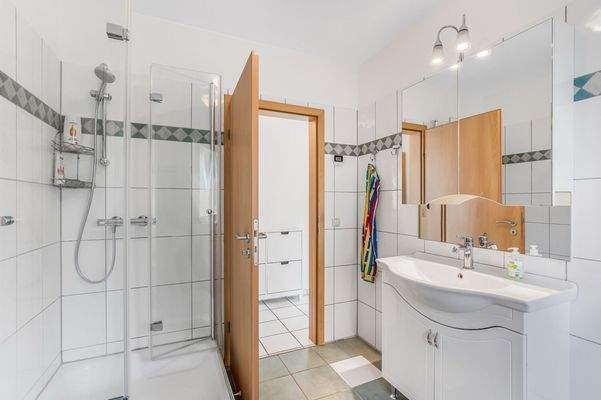 Gäste Duschbad Ansicht II