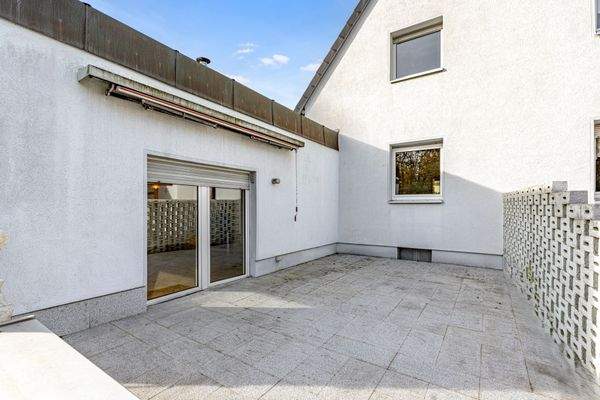 Großzügige Terrasse