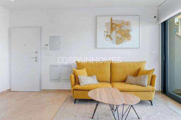 Properties in a Complex in a Popular Location in Torrevieja