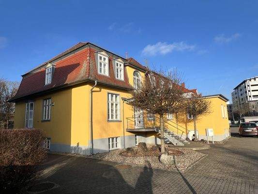 Hof- und Giebelansicht