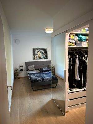 Schlafzimmer+begehb. Schrank