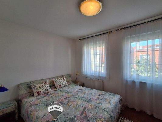 6 Schlafzimmer OG RH 1230