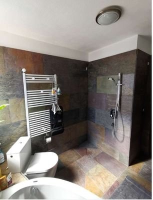 Teilansicht Badezimmer OG 