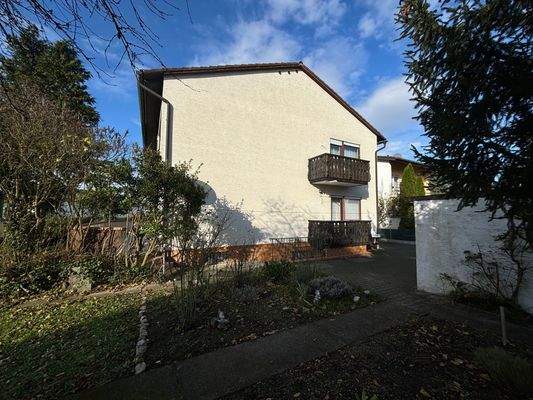 H 541 Ostansicht Hausrückseite .jpg