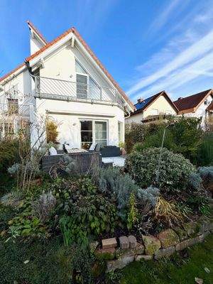 B4 Gartenansicht Haus Bild 2.jpg