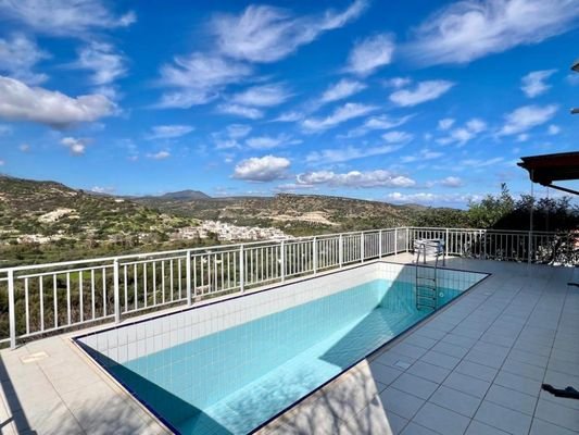 Kreta, Kalo Chorio: Charmantes Landhaus mit Pool, Garten und Meerblick zu verkaufen