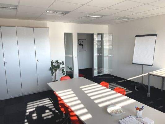 Büro 2 - Besprechungsraum