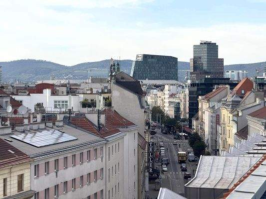 Dachterrasse 2 / 2 - Ausblick auf Wien Mitte