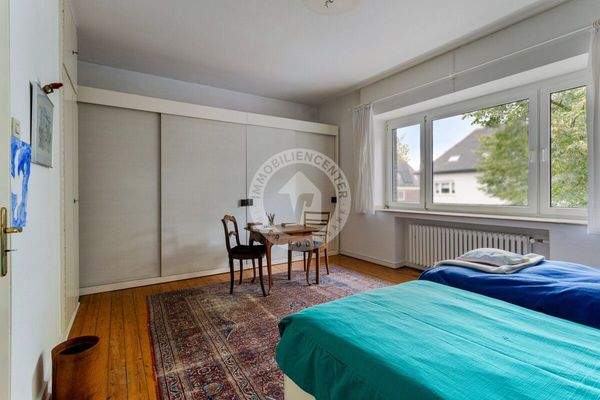 Das zweite Schlafzimmer im Obergeschoss 