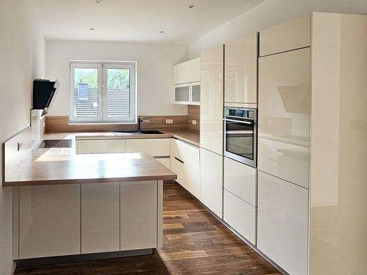 Offene, exklusive Küche