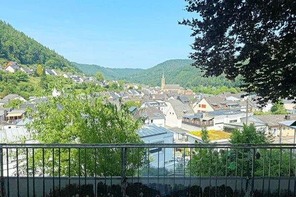 Blick über Kordel vom Wohnzimmerfenster