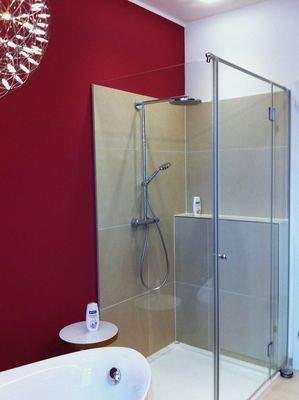 zusätzl. Dusche Bad