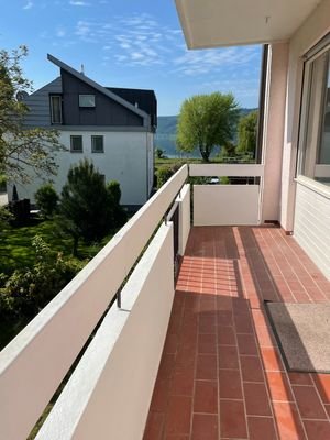 Süd/Ost-Balkon mit Teilseeblick