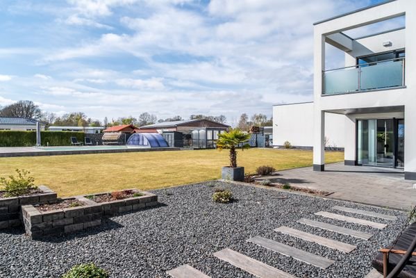 Blick in den Garten