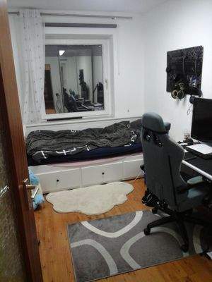 kleines Zimmer links