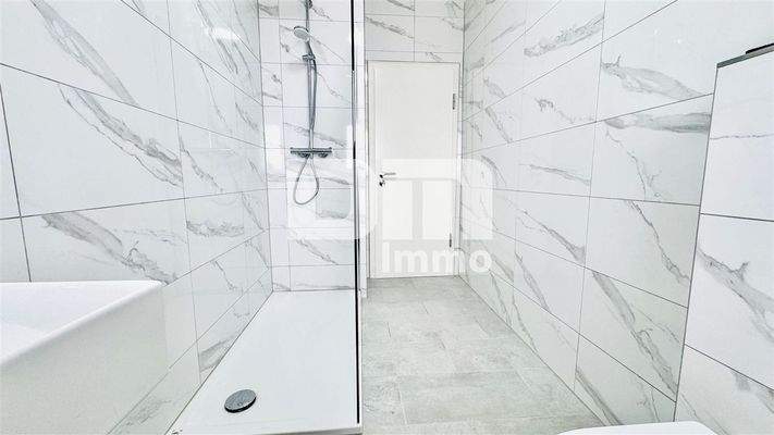 OG / DG Bad / Dusche ebenerdig