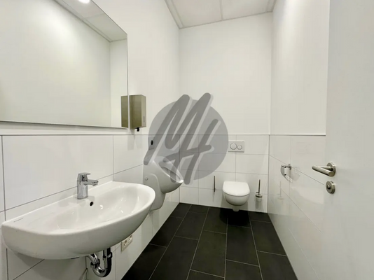 INFOS UNTER: 06171-586000