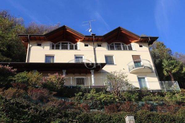 Villa vista frontale 2