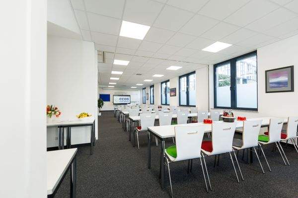 Grosser Seminarraum ecos work spaces München
