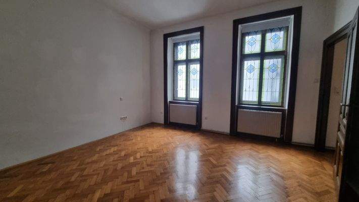 20251113_125550_resized