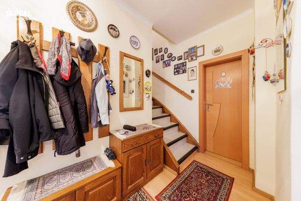 Eingangsbereich 2 EG