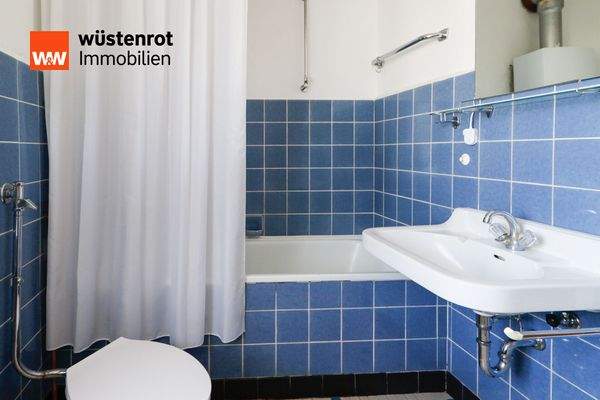 Badezimmer m. Wanne OG