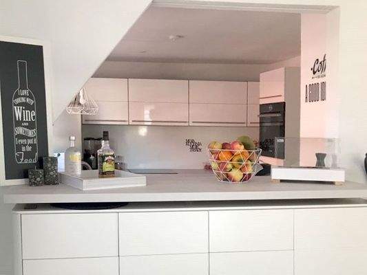 DG - Durchreiche Küche