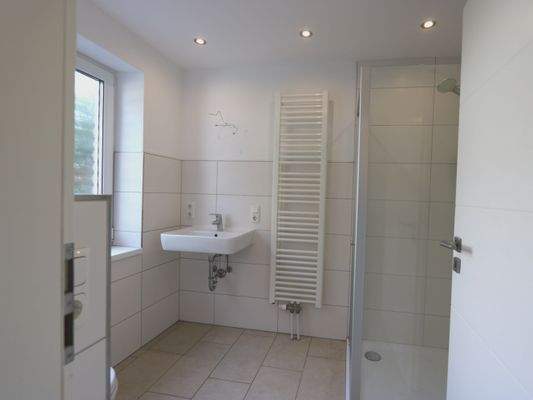 Duschbad EG