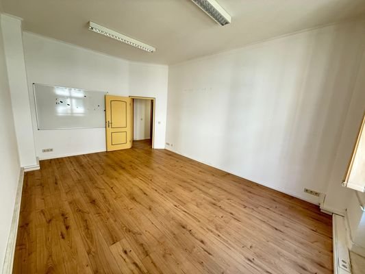 Büro 2