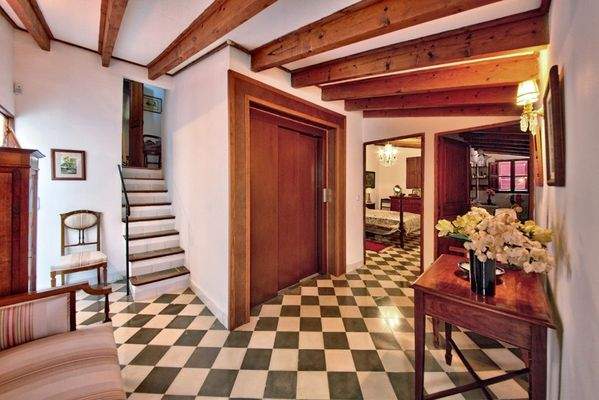 Montuiri Mallorca finca zu verkaufen Aufzug Flur  89021
