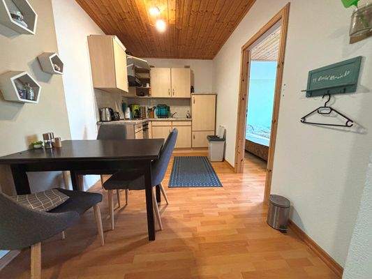 WE 4 - Küche und Essbereich