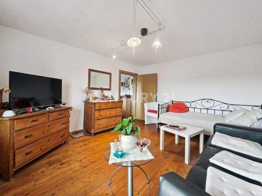 Wohn- Schlafzimmer OG