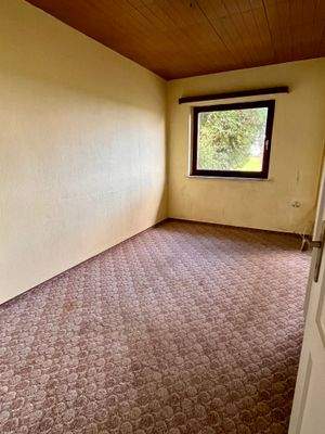 Esszimmer und und Durchgang ins Wohnzimmer