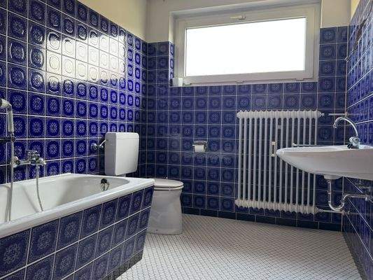 Tageslicht Wannenbad EG