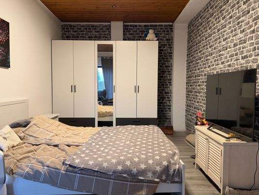 Schlafzimmer Untergeschoss