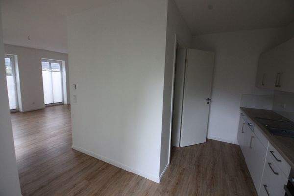 Küche zum Wohnzimmer