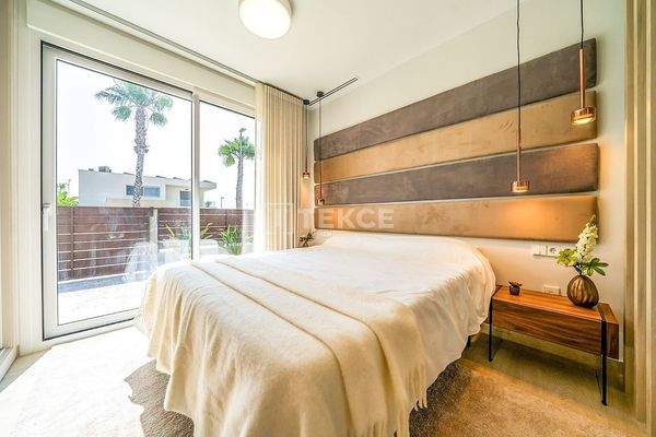 Elegant Villas with Pools in Vistabella Golf Resort