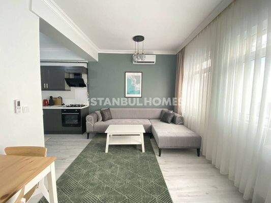 Furnished Ready to Move Building in Istanbul Fatih