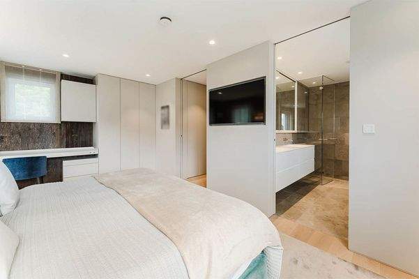 Das Master-Schlafzimmer ...