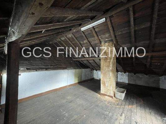 Dachgeschoß ausbaubar