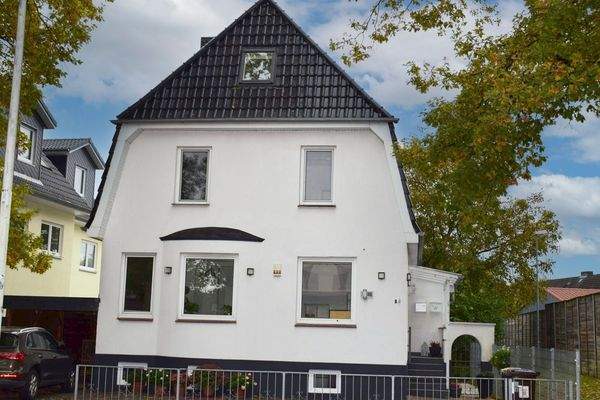 9056WI-20 Haus von Vorne