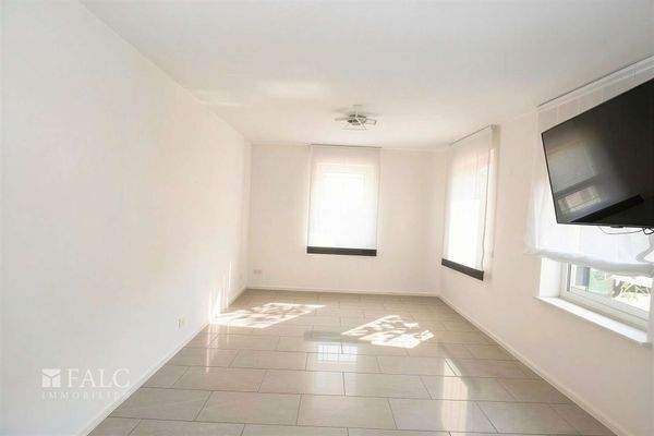 Wohnen-leer - (KI generiert)