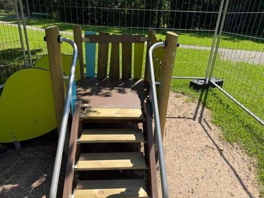 Spielplatz in fußläufiger Nähe  