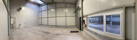 Wehr Halle, Wehr Hallenfläche