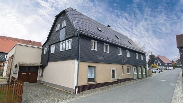 Straßenansicht