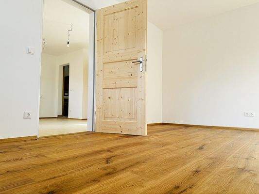 Impressionen Wohnung II im Obergeschoss (Schlafzimmmer)