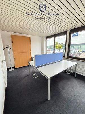 Büro EG