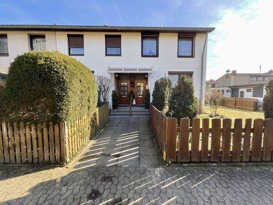 Vorderansicht Wohnhaus