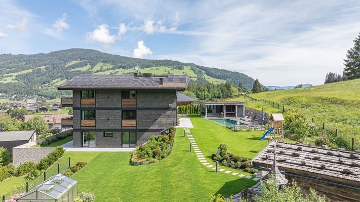 KITZIMMO-Luxusvilla mit Freizeitwohnsitz kaufen - Immobilien Kirchberg in Tirol.