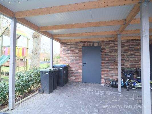 Carport und Geräteschuppen